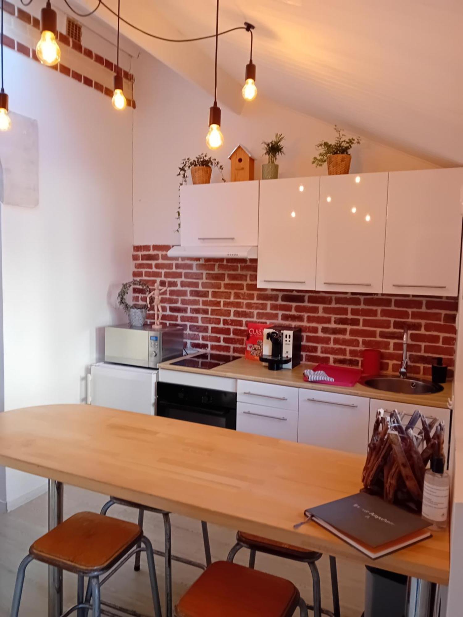 Les Etapes Chartraines Parking Wifi Jaccuzi Apartment Chartres Exterior photo
